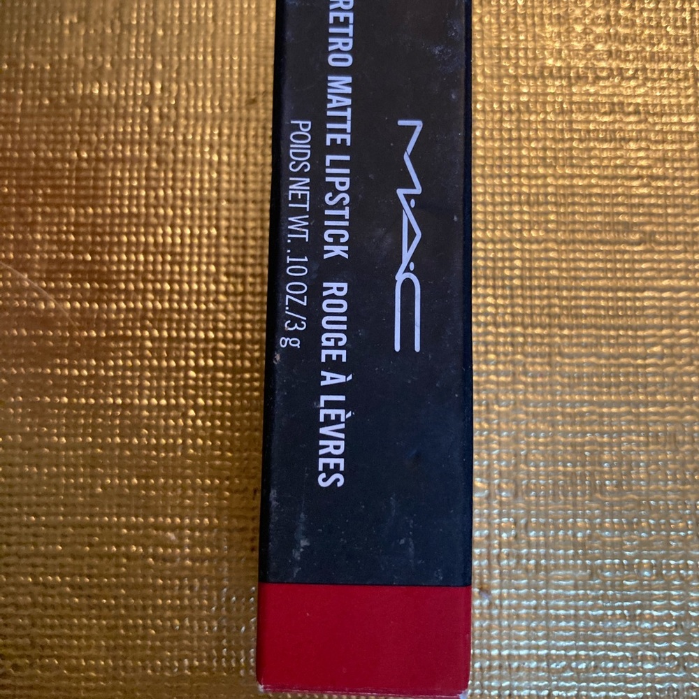 MAC RETRO MATTE LIPSTICK RUBY WOO - Picture 7 of 7